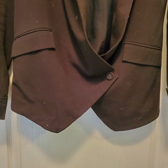 Bardot black blazer size 4 - Picture 3 of 8